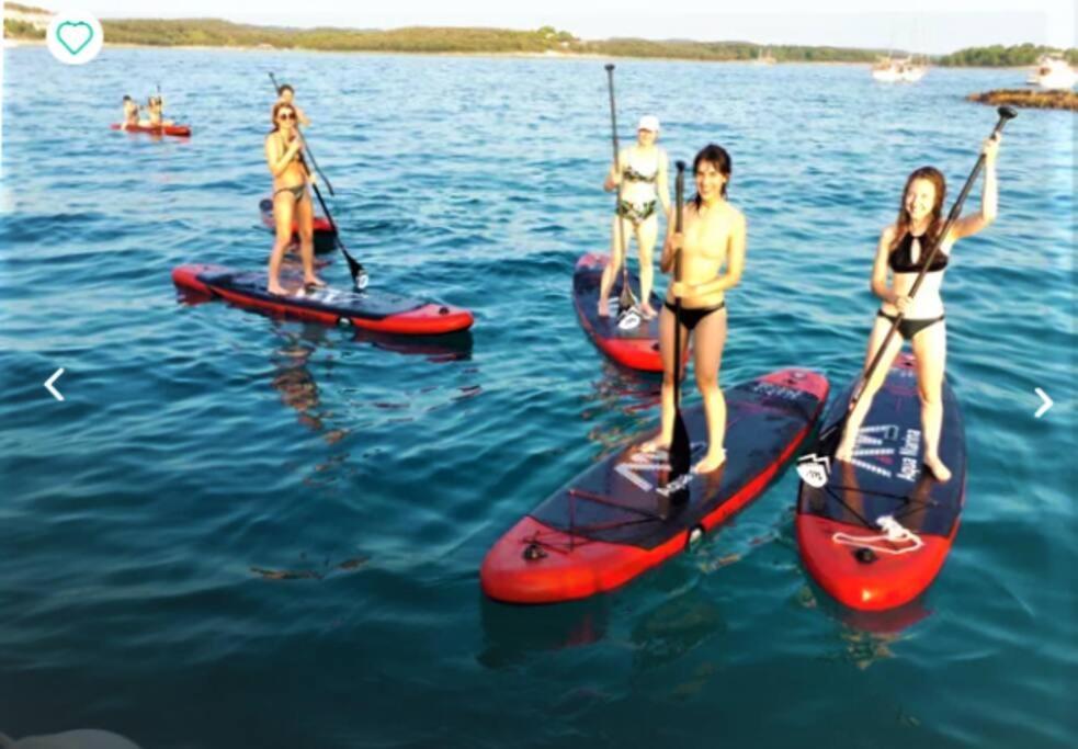 The Dock Resort Over Water Retreat ويست ايند المظهر الخارجي الصورة